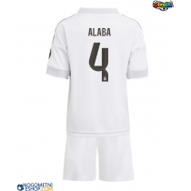 Otroški Nogometni dresi Real Madrid David Alaba #4 Domači 2025-26 Kratek Rokav (+ Kratke hlače)